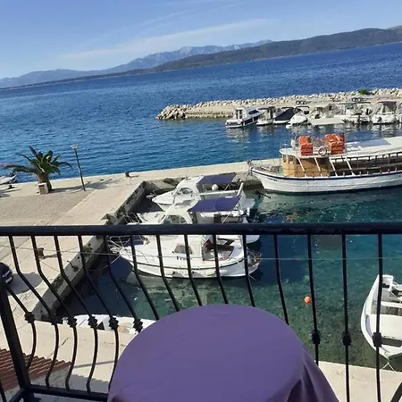 Apartament Lile *